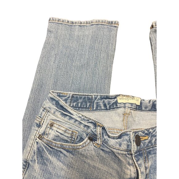 Aeropostale Chelsea Bootcut Jeans Size 5/6 Reg Womens Light Wash Denim - Picture 2 of 5